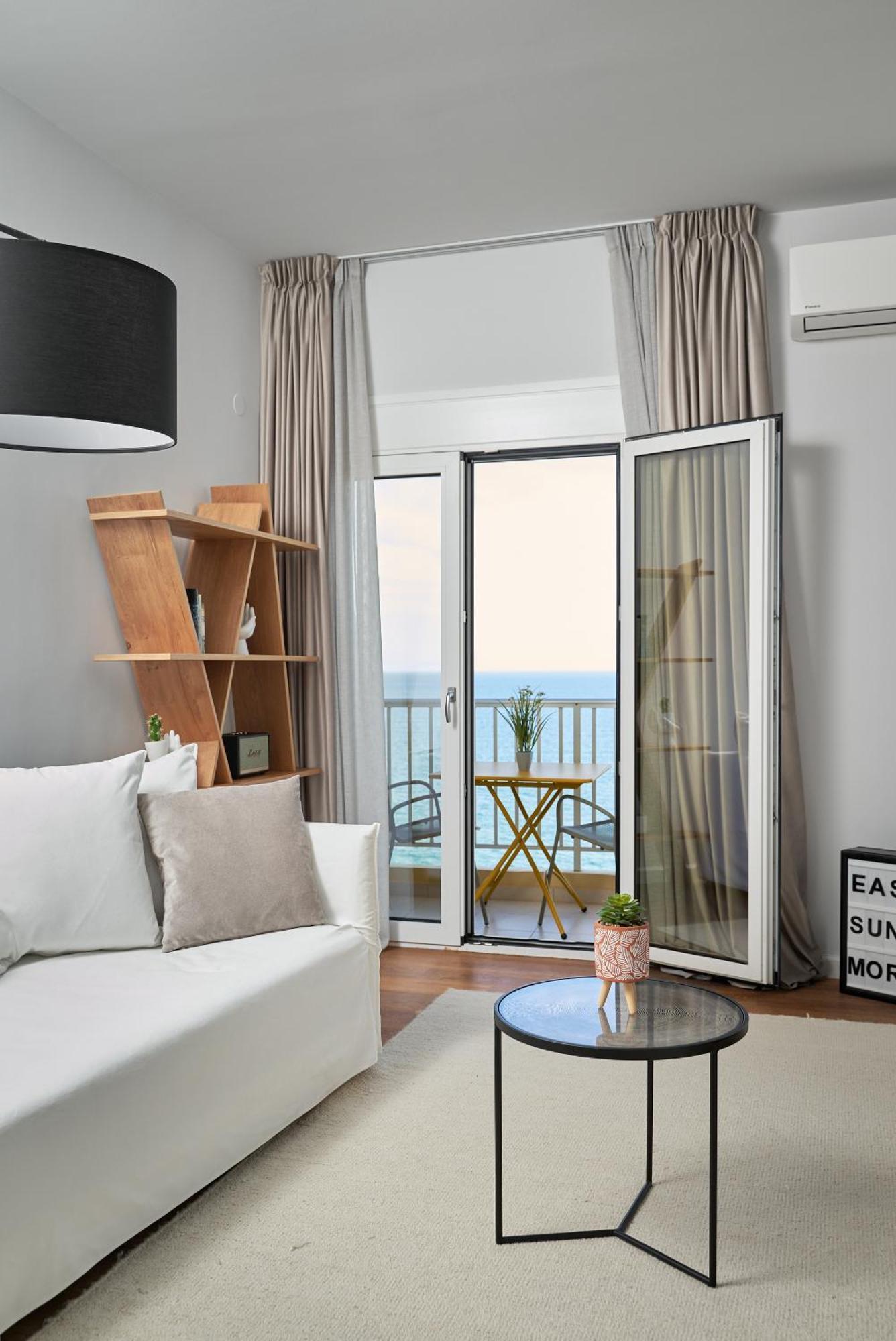 Crete - Heraklion Sea View Apartment 1 Exteriör bild